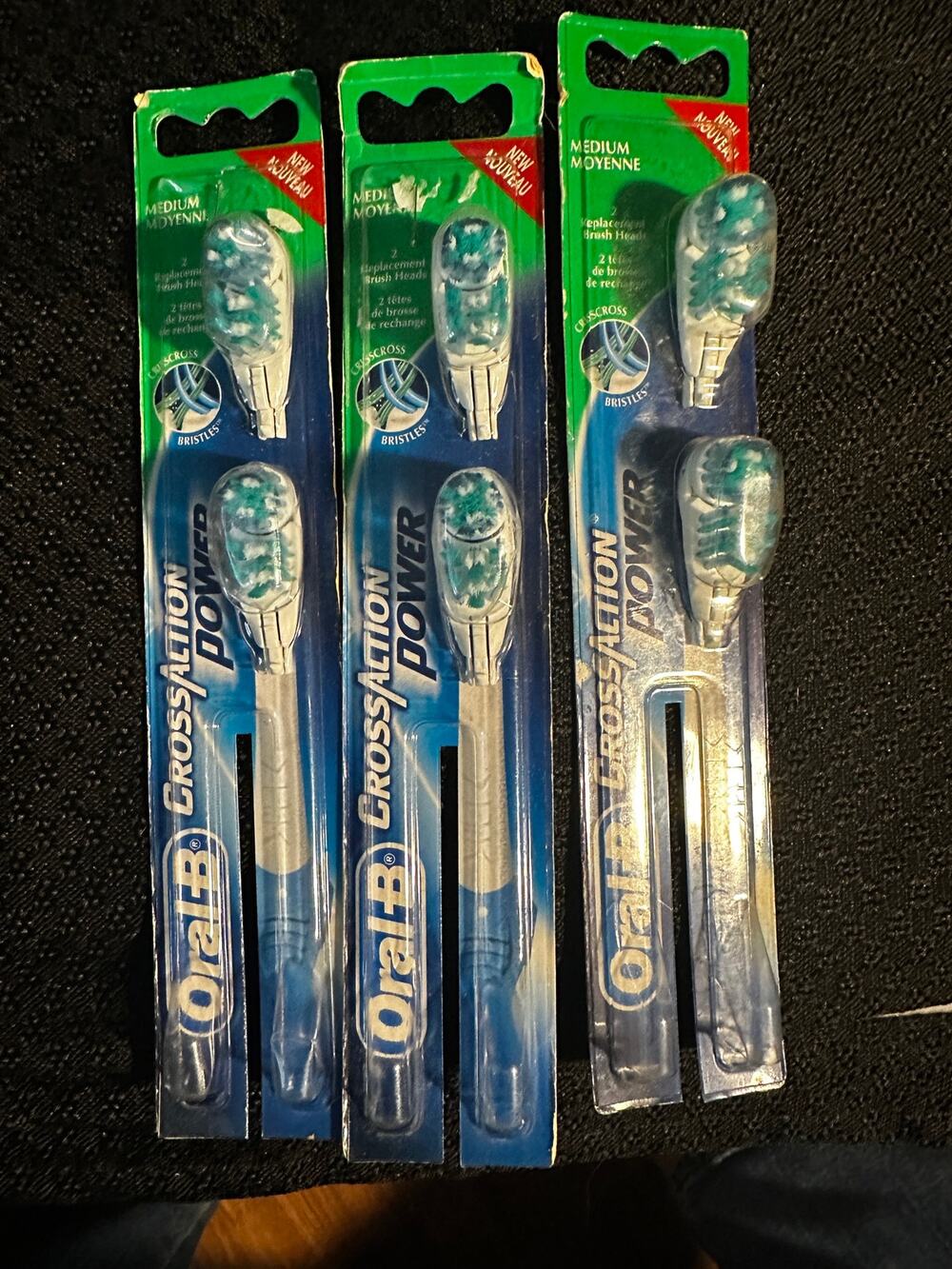3 X Oral B Cross Action Power Toothbrush Replacement Heads SOFT Bristles NEW